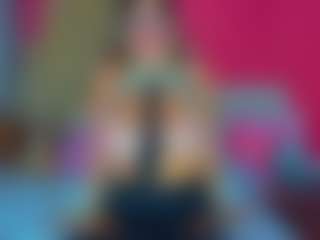Live cam show with MarianaBlash - Bedroom Lovense on dropp.cam