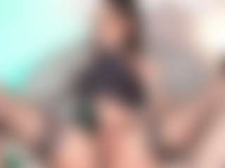 juliana-roble's Live Sex Cam Show