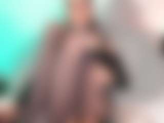 juliana-roble's Live Sex Cam Show