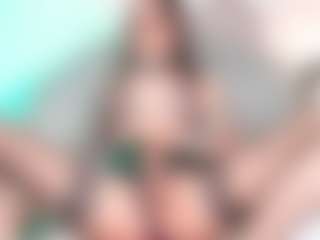 juliana-roble's Live Sex Cam Show