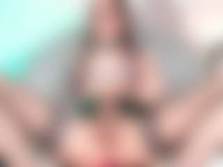 juliana-roble's Live Sex Cam Show