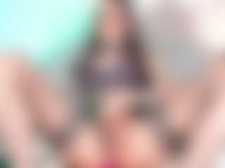 juliana-roble's Live Sex Cam Show
