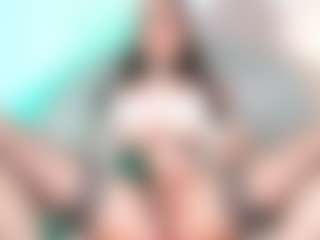 juliana-roble's Live Sex Cam Show