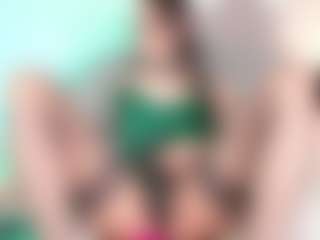 juliana-roble's Live Sex Cam Show
