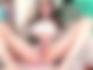 juliana-roble's Live Sex Cam Show