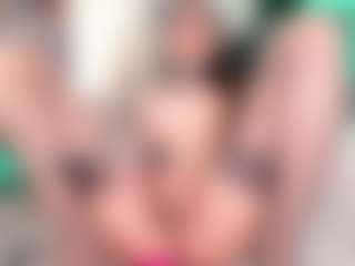 juliana-roble's Live Sex Cam Show