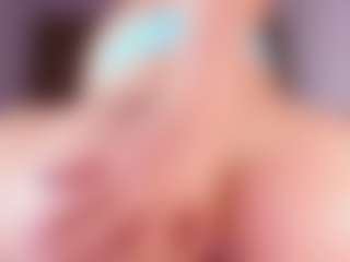 emyli_sw's Live Sex Cam Show