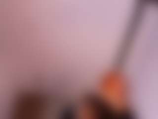 Live cam show with emyli_sw - Exclusive on Camsoda