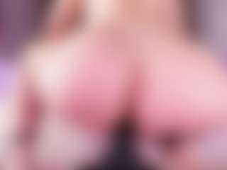 Live cam show with emyli_sw - Amateur on TeamSkeetLive
