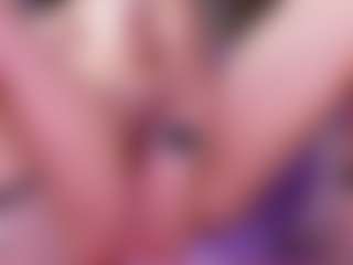 emyli_sw's Live Sex Cam Show
