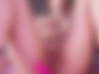 Live cam show with emyli_sw - Latina on Camsoda | colombia