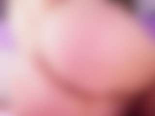 emyli_sw's Live Sex Cam Show
