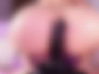 emyli_sw's Live Sex Cam Show
