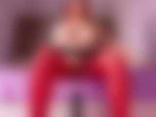 emyli_sw's Live Sex Cam Show