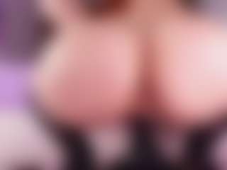 Live cam show with emyli_sw - HD on Camsoda