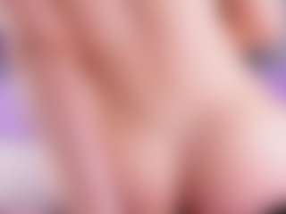 Live cam show with emyli_sw - Brown Eyes on Uber Horny