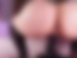 emyli_sw's Live Sex Cam Show