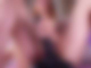 emyli_sw's Live Sex Cam Show