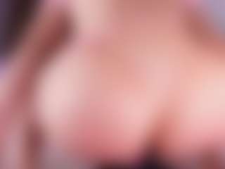 emyli_sw's Live Sex Cam Show
