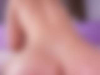emyli_sw's Live Sex Cam Show