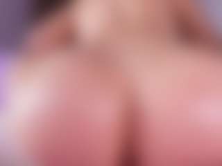 emyli_sw's Live Sex Cam Show