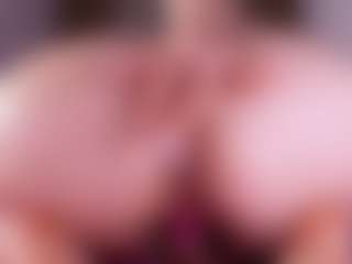 emyli_sw's Live Sex Cam Show