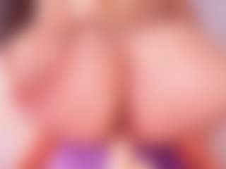 emyli_sw's Live Sex Cam Show