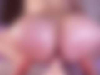 emyli_sw's Live Sex Cam Show