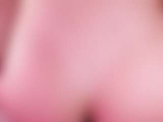 emyli_sw's Live Sex Cam Show