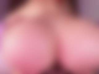Live cam show with emyli_sw - Curvy on nudelive.tv