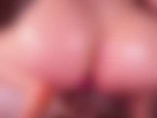 Live cam show with emyli_sw - Red Hair on Fling VIP Chat