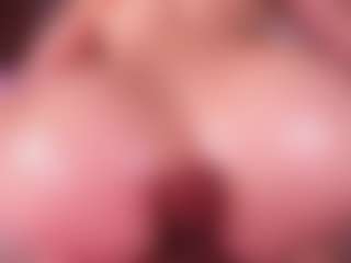 emyli_sw's Live Sex Cam Show