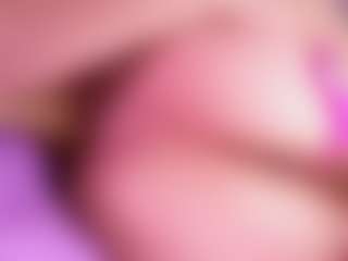 emyli_sw's Live Sex Cam Show