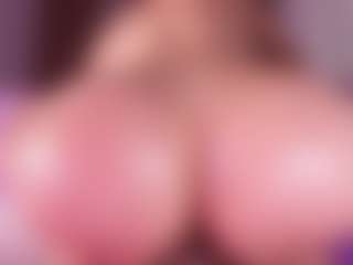 emyli_sw's Live Sex Cam Show