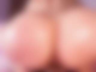 emyli_sw's Live Sex Cam Show