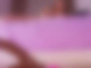 emyli_sw's Live Sex Cam Show