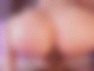 emyli_sw's Live Sex Cam Show