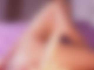 emyli_sw's Live Sex Cam Show