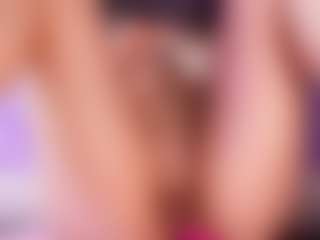 emyli_sw's Live Sex Cam Show
