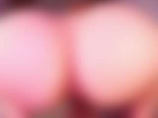 emyli_sw's Live Sex Cam Show