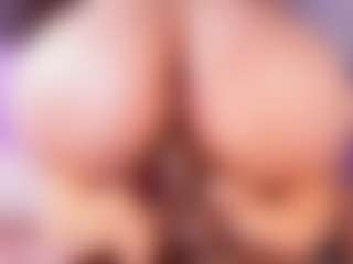 emyli_sw's Live Sex Cam Show