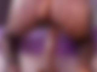 emyli_sw's Live Sex Cam Show