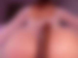 emyli_sw's Live Sex Cam Show