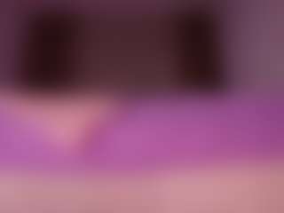 emyli_sw's Live Sex Cam Show
