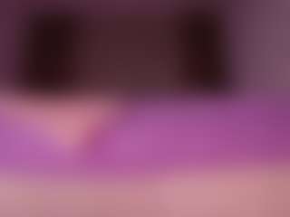 emyli_sw's Live Sex Cam Show