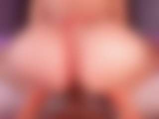 emyli_sw's Live Sex Cam Show