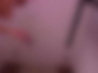 Live cam show with emyli_sw - Handjob on TeamSkeetLive