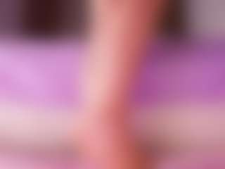 emyli_sw's Live Sex Cam Show