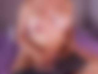 emyli_sw's Live Sex Cam Show