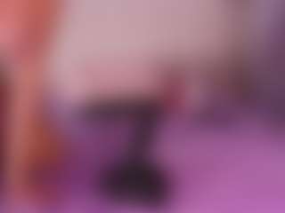 emyli_sw's Live Sex Cam Show